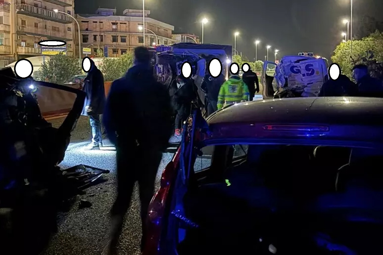 Scontro sulla Palermo-Catania, autostrada paralizzata a Bagheria: quattro mezzi coinvolti