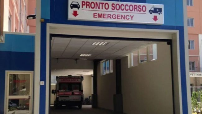 È caos all’ospedale di Gela per il guasto di tre ascensori