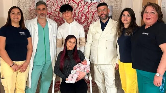 Una maternità che sfida le stime nazionali, a Messina una 33enne dà alla luce l’undicesima figlia