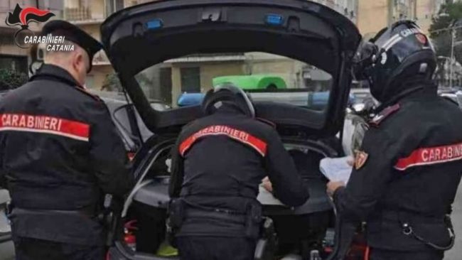 Incidente a San Giovanni La Punta, in due ubriachi alla guida: denunciati