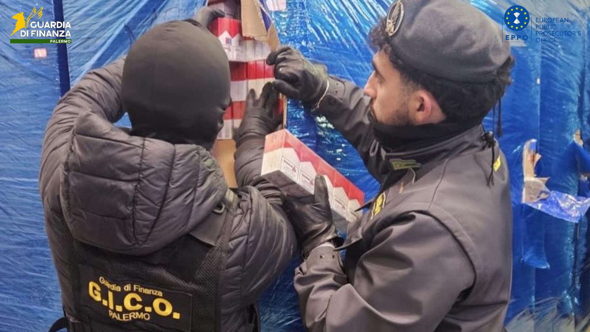 Palermo, maxi-sequestro di una fabbrica e 25 tonnellate tra sigarette e tabacco – VIDEO