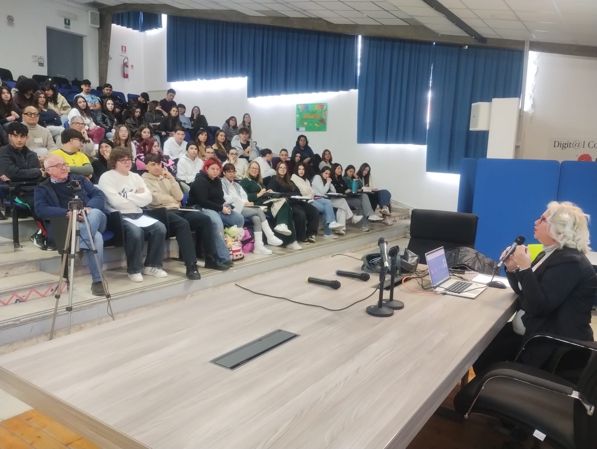 Libriamoci, cantare la bellezza: al Liceo Lombardo Radice di Catania la 12ª edizione celebra la libertà di leggere e il potere delle parole