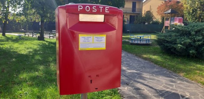 Tornano le cassette postali a Catania: installate 12 nuove bucalettere “smart”