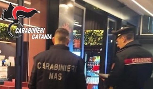 Catania, controlli in centro: multate una panineria e una gastronomia