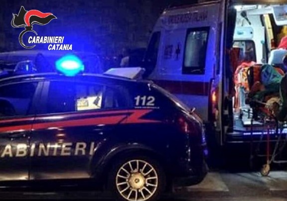 Linguaglossa, accoltella il fratello davanti al figlio: arrestato per tentato omicidio Linguaglossa, accoltella il fratello davanti al figlio: arrestato per tentato omicidio