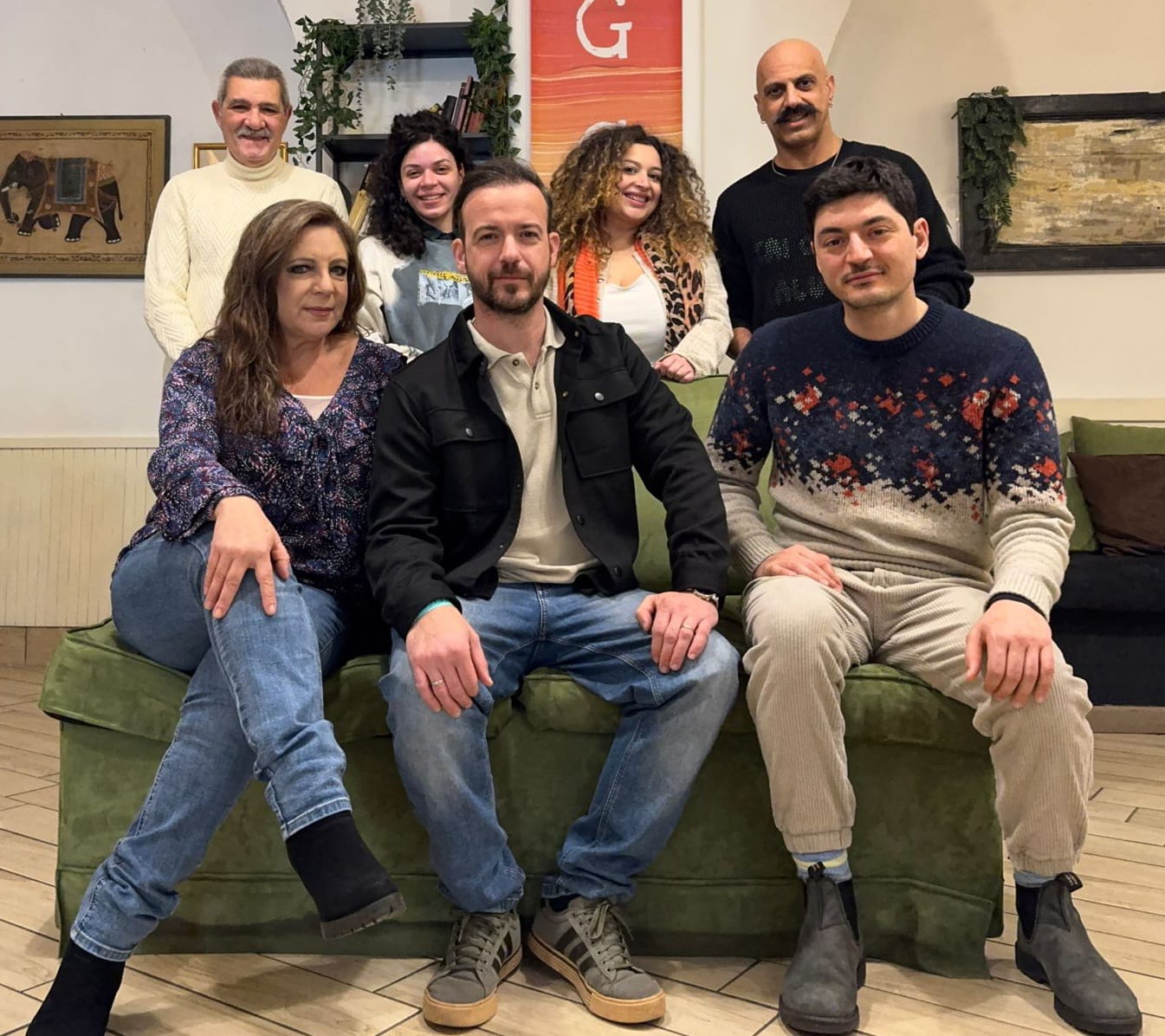 Al Teatro Don Bosco “Qua nessuno è fisso”: risate e riflessione sul precariato Al Teatro Don Bosco “Qua nessuno è fisso”: risate e riflessione sul precariato