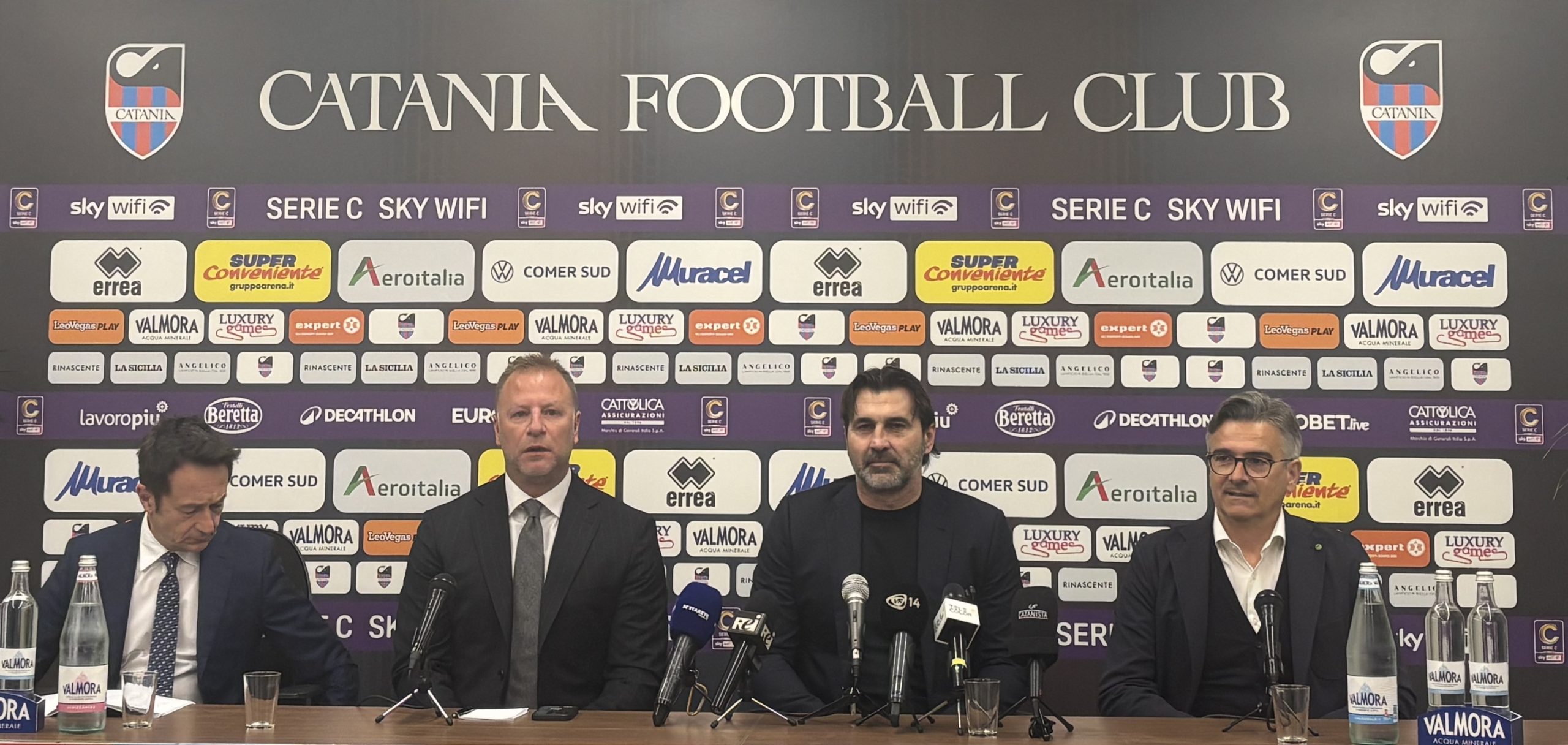 Catania, è il giorno di William Viali: “Voglio valorizzare la squadra” Catania, è il giorno di William Viali: “Voglio valorizzare la squadra”