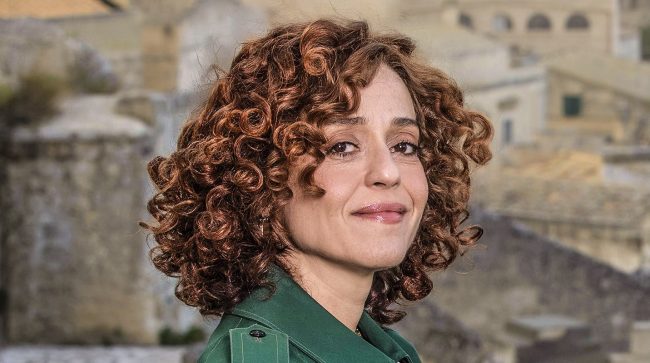 Tornano le indagini dello “Sceriffo di Matera”: domenica sera su Rai 1 la fiction “Imma Tataranni – Sostituto Procuratore 5”