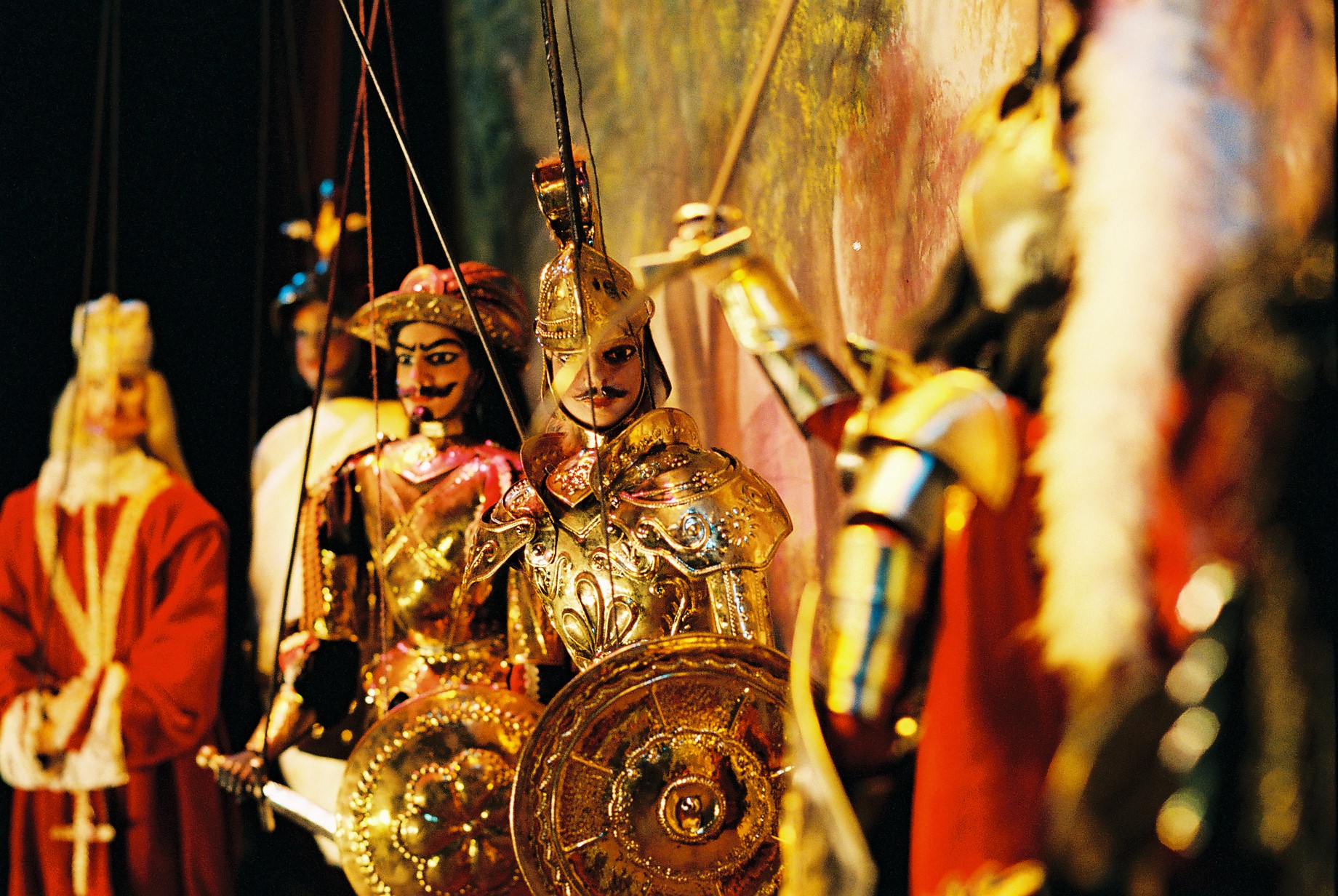 I pupi siciliani dei Fratelli Napoli protagonisti per la V volta al Teatro Nuovo di Budapest