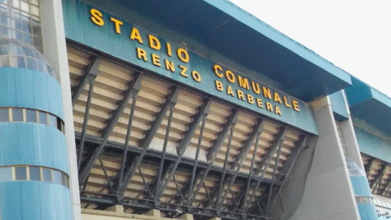 Un’invasione di campo costata 10 anni di Daspo: nei guai un tifoso palermitano