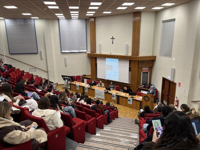 Guardare oltre il sintomo: l’associazione “Stella Danzante” in prima linea nella cura dei disturbi alimentari