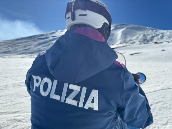 Etna, in azione le “volanti della neve”: soccorse cinque persone e sanzionati due sciatori