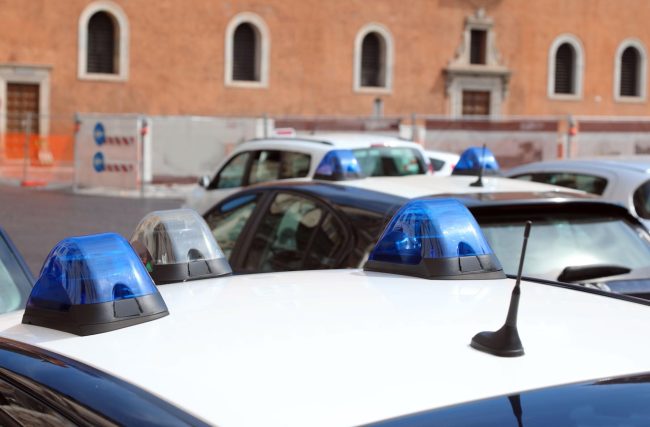 Caltanissetta, arrestato cittadino pakistano ricercato dall’Interpol per traffico di migranti