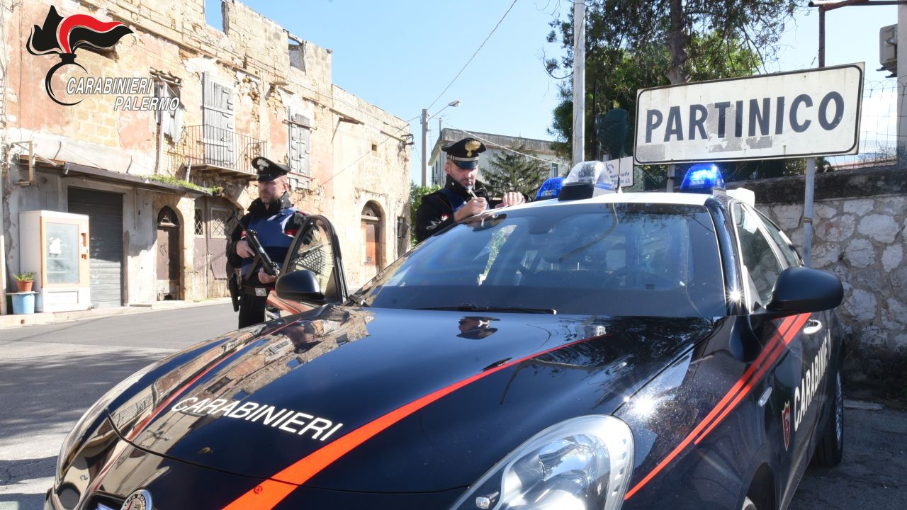 Controlli “a tappeto” dei carabinieri a Partinico: un arresto per detenzione di arma, guai per la droga