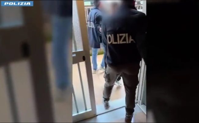 Catania, arrestato esponente del clan Mazzei: era latitante dopo la condanna definitiva