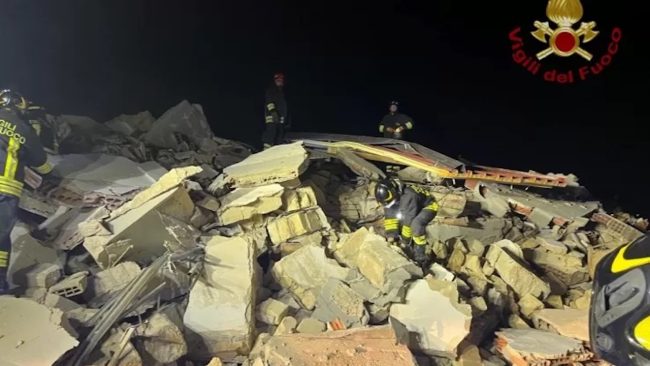 Il crollo di una palazzina disabitata a Licata: si teme un disperso tra le macerie