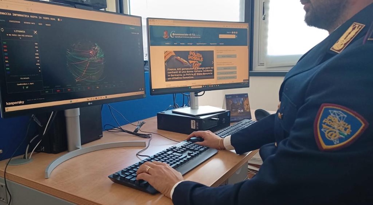 Pedopornografia online: arresto e quattro indagati nell’operazione della Polizia Postale di Catania