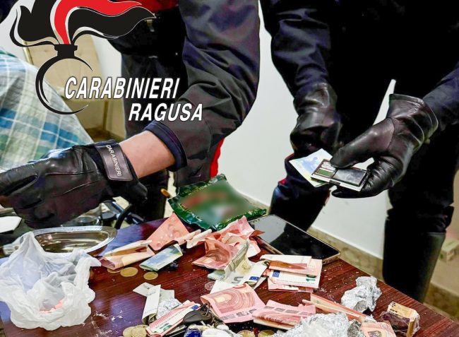 Ragusa, droga nel centro storico: arrestato un 27enne dai Carabinieri