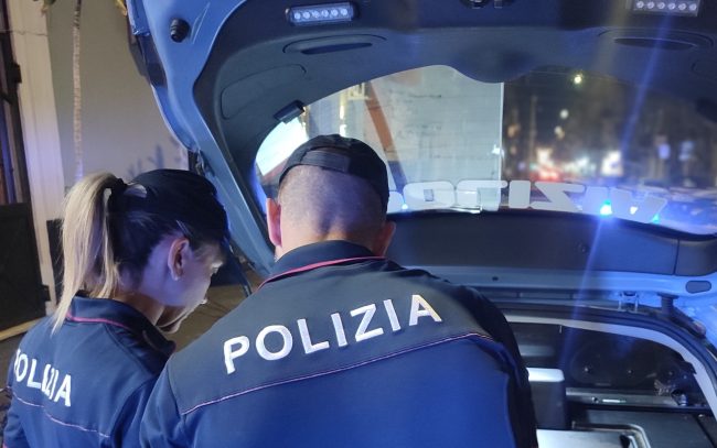 Catania, in scooter con 50mila euro in contanti: “Li porto sempre con me per paura che entrino ladri in casa”