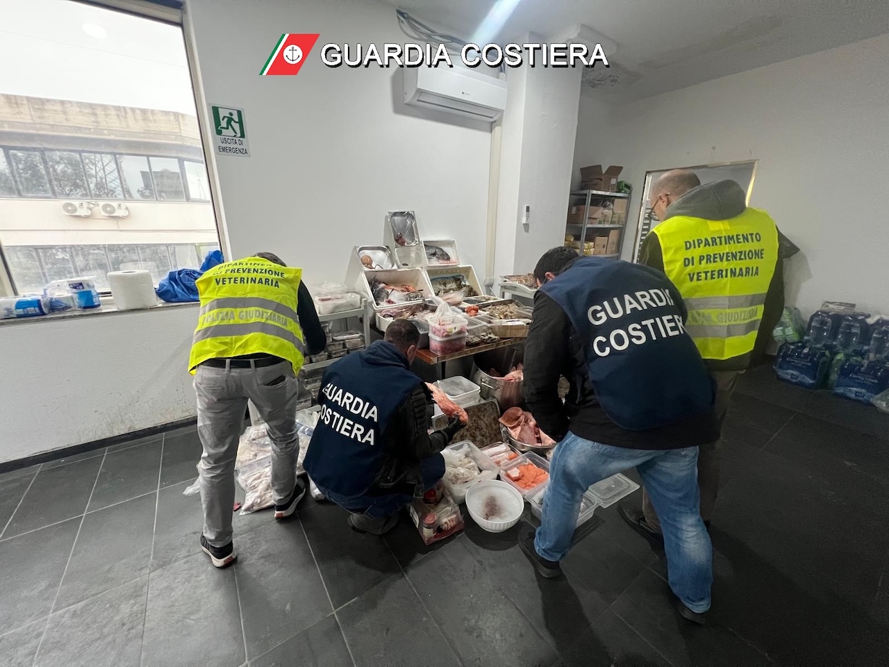 Misterbianco, maxi sequestro in ristorante etnico: 500 kg di alimenti in pessimo stato Misterbianco, maxi sequestro in ristorante etnico: 500 kg di alimenti in pessimo stato