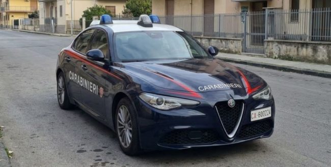Tentato furto di un motociclo a San Gregorio: 24enne non la fa franca