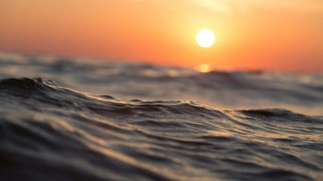 Sbarco nella notte ad Alicudi: 19 migranti “abbandonati” sull’isola