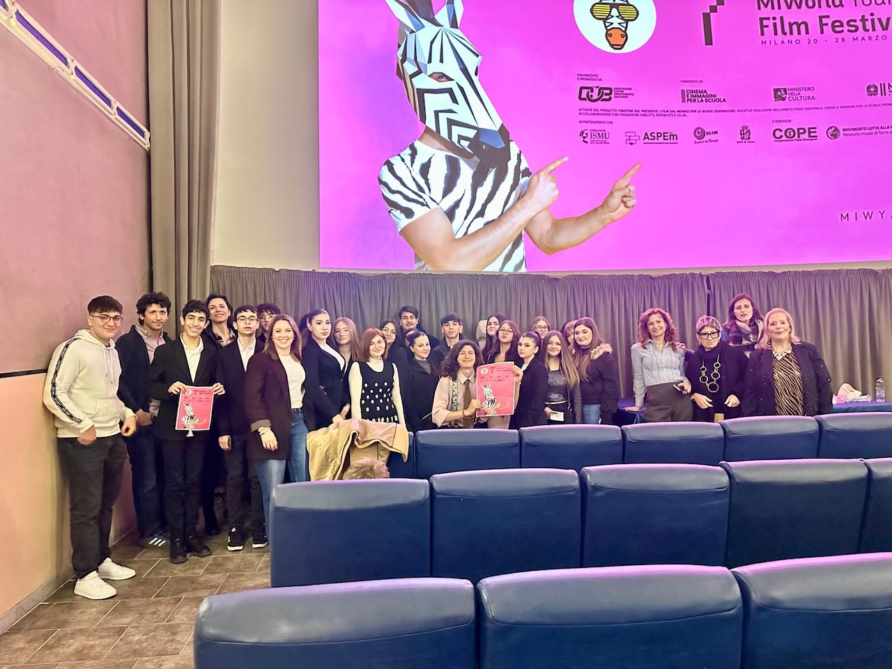 Cinema e intercultura: gli studenti del “Gemmellaro” protagonisti al MiWY Festival Cinema e intercultura: gli studenti del “Gemmellaro” protagonisti al MiWY Festival