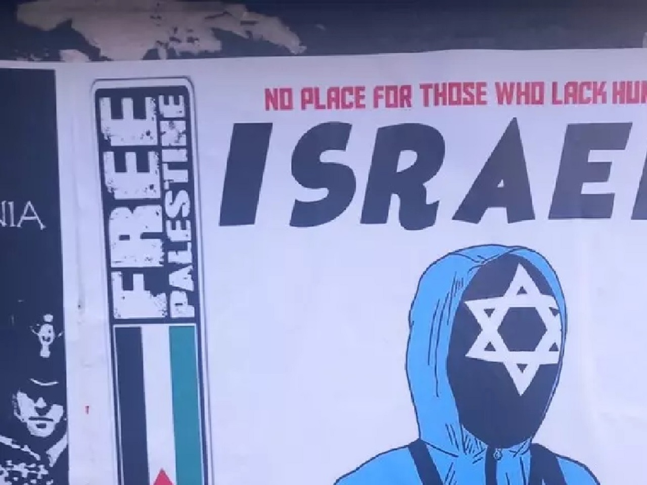 Catania sommersa da poster anti-Israele: il fenomeno in vista delle manifestazioni del weekend