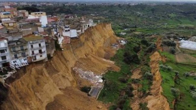Niscemi, bando urgente per 25 alloggi sociali: priorità alle famiglie colpite dalla frana