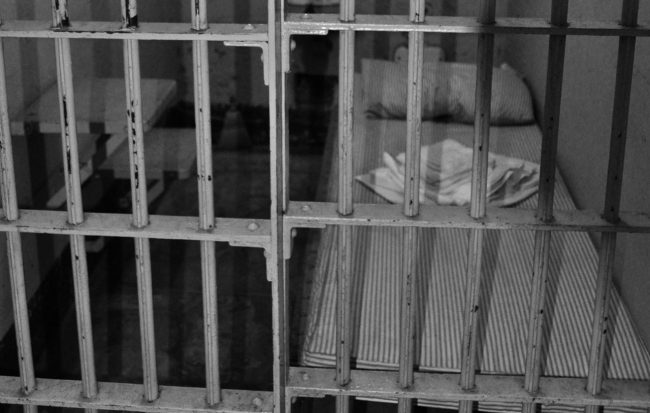 Tragedia nel carcere di Agrigento: detenuto 50enne si toglie la vita