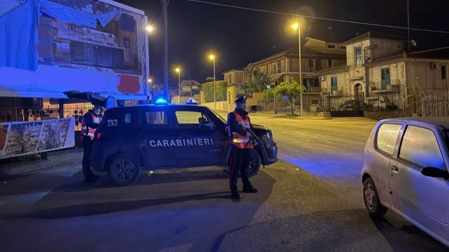 Due uomini “tenuti in ostaggio” in auto: malviventi in arresto a Ravanusa