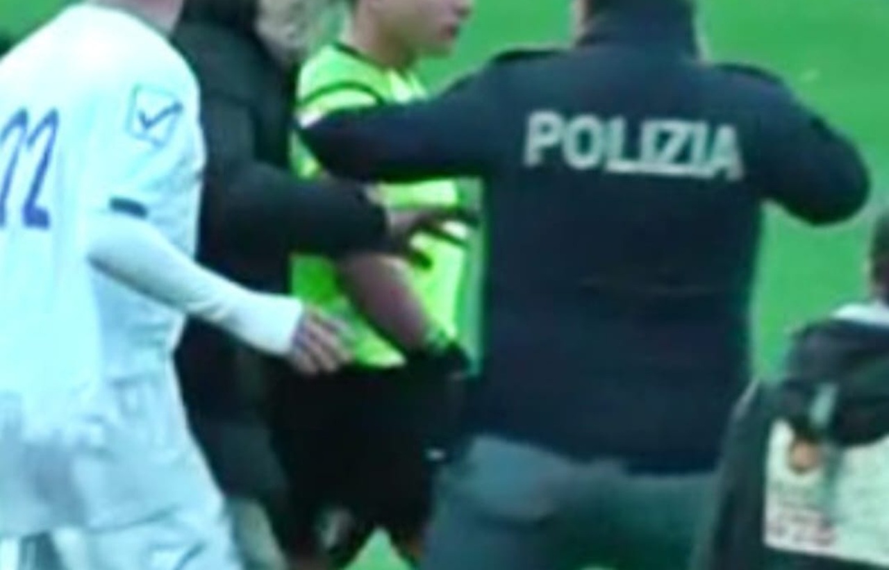 Rosolini, aggressione all’arbitro: quattro Daspo per calciatori e dirigente