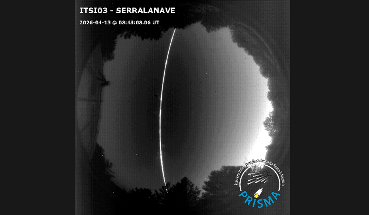 Un detrito spaziale illumina i cieli di Sicilia e Campania