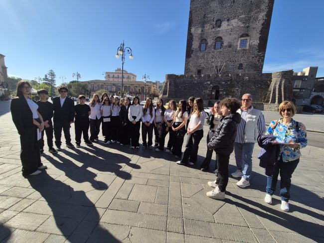Compito di realtà per gli studenti dell’I.C.”Giuffrida-La Mela”: un “viaggio” nell’Adrano del 1943