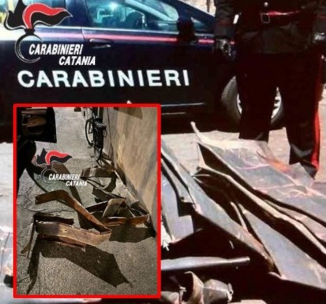 Catania, sale sul tetto di una chiesa per rubare grondaie in rame: arrestato ladro 34enne