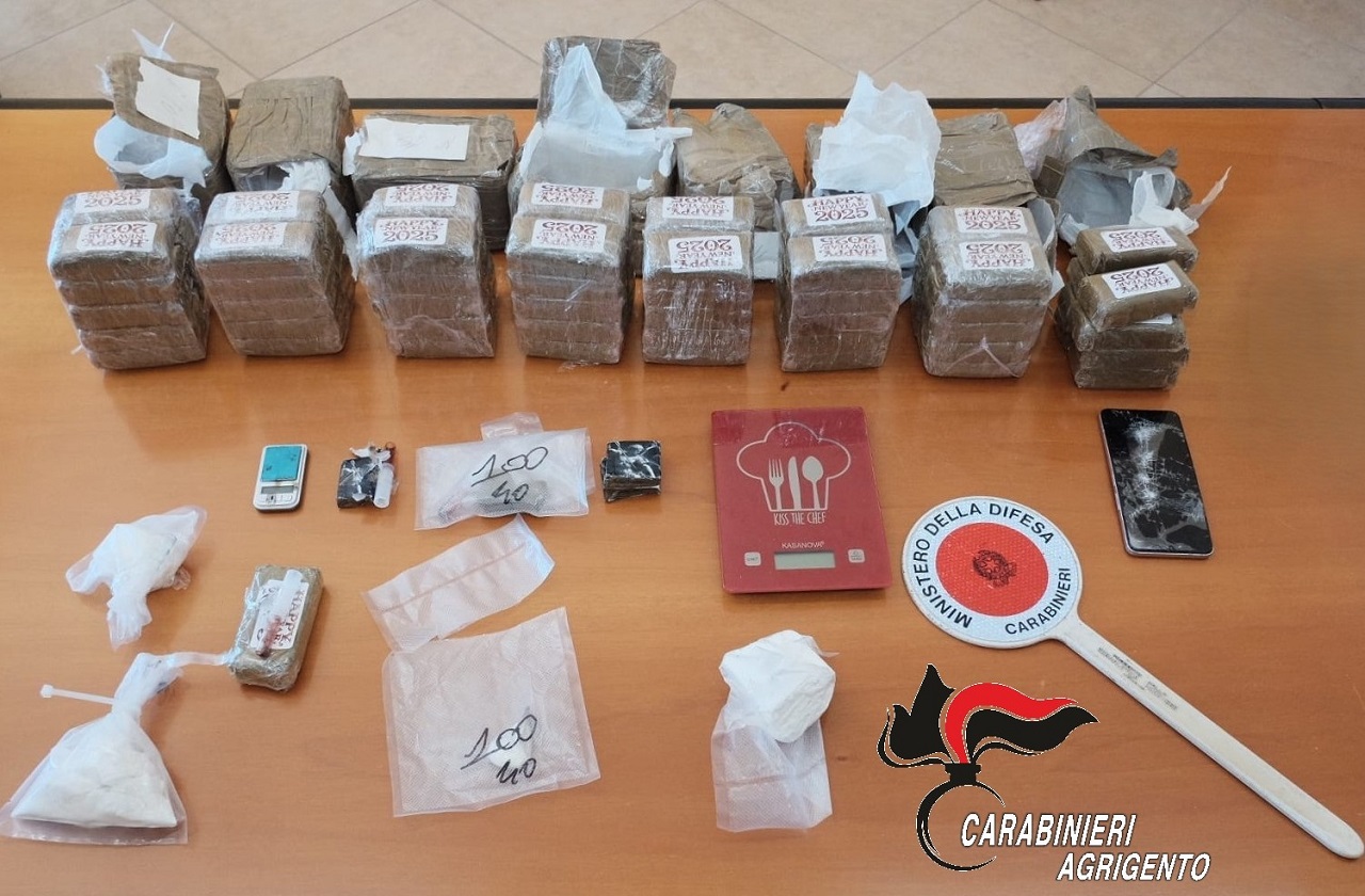 Sciacca, 28enne arrestato per spaccio: sequestrati 8 kg di hashish