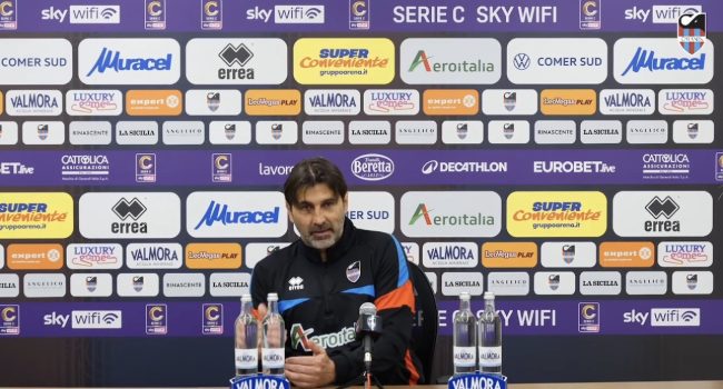 Viali verso Crotone-Catania: “Avversario ostico. Dalla sconfitta abbiamo imparato tanto”