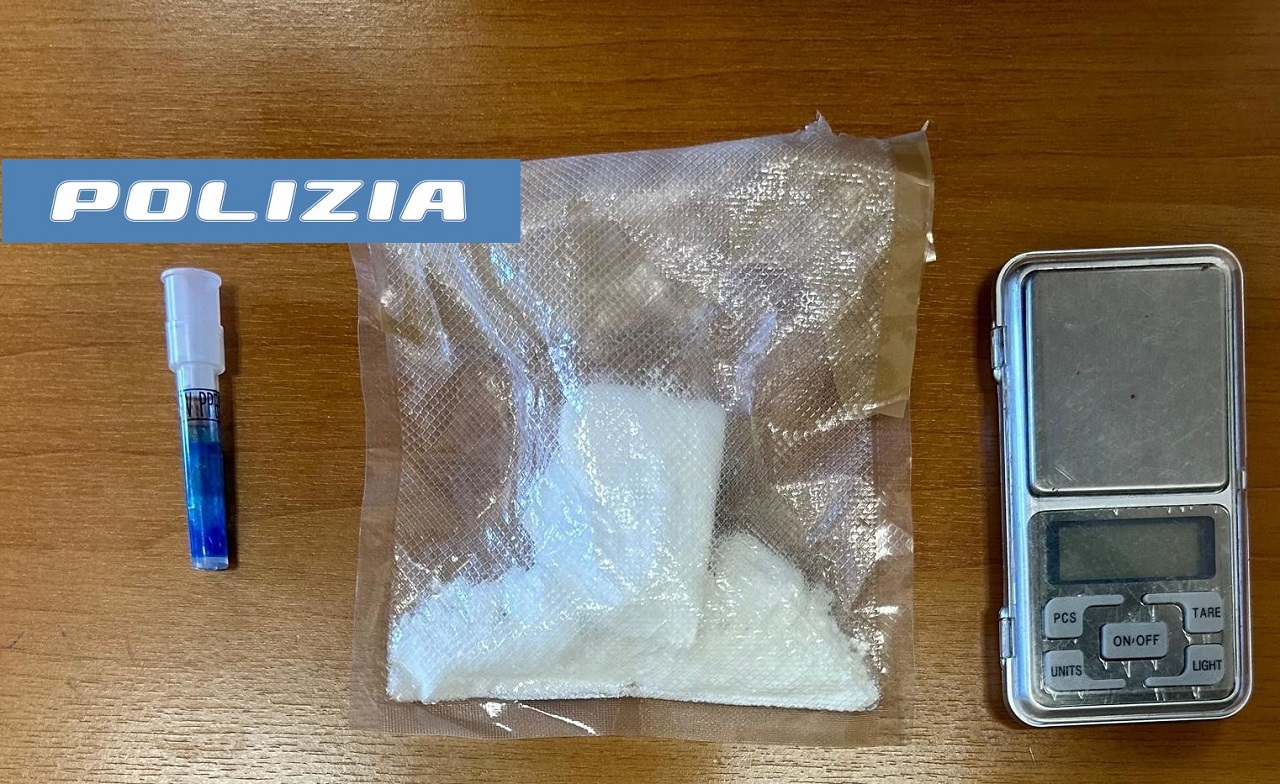 Cocaina negli slip: un arresto nel Catanese
