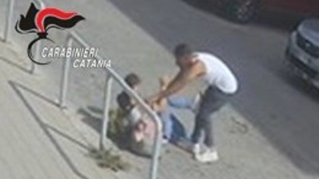 Rapine a danno di donne nel Catanese, in carcere Antonino Corallo