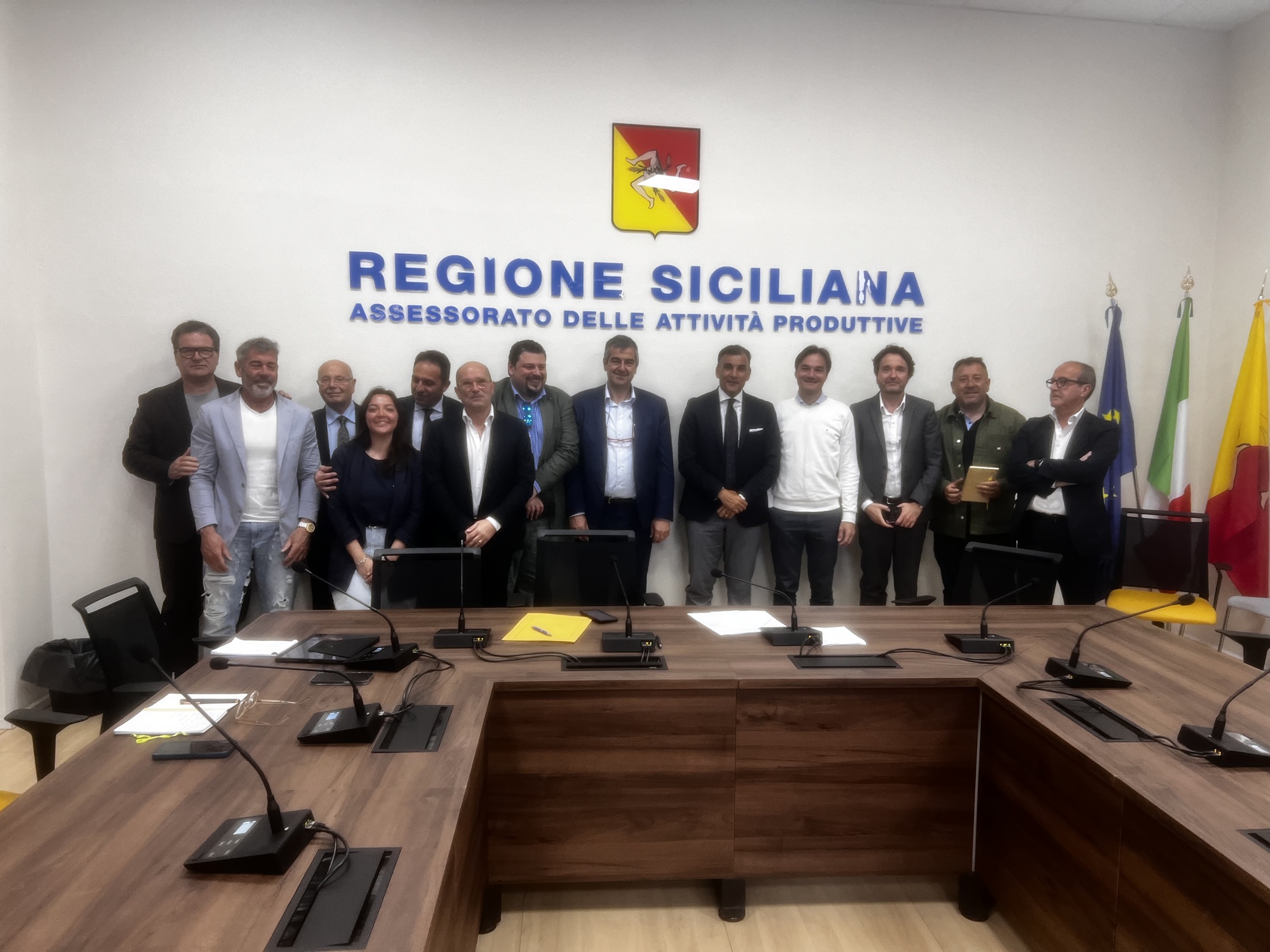 Attività produttive, vertice sul settore della torrefazione. Tamajo: “Un consorzio per rilanciare il caffè siciliano”