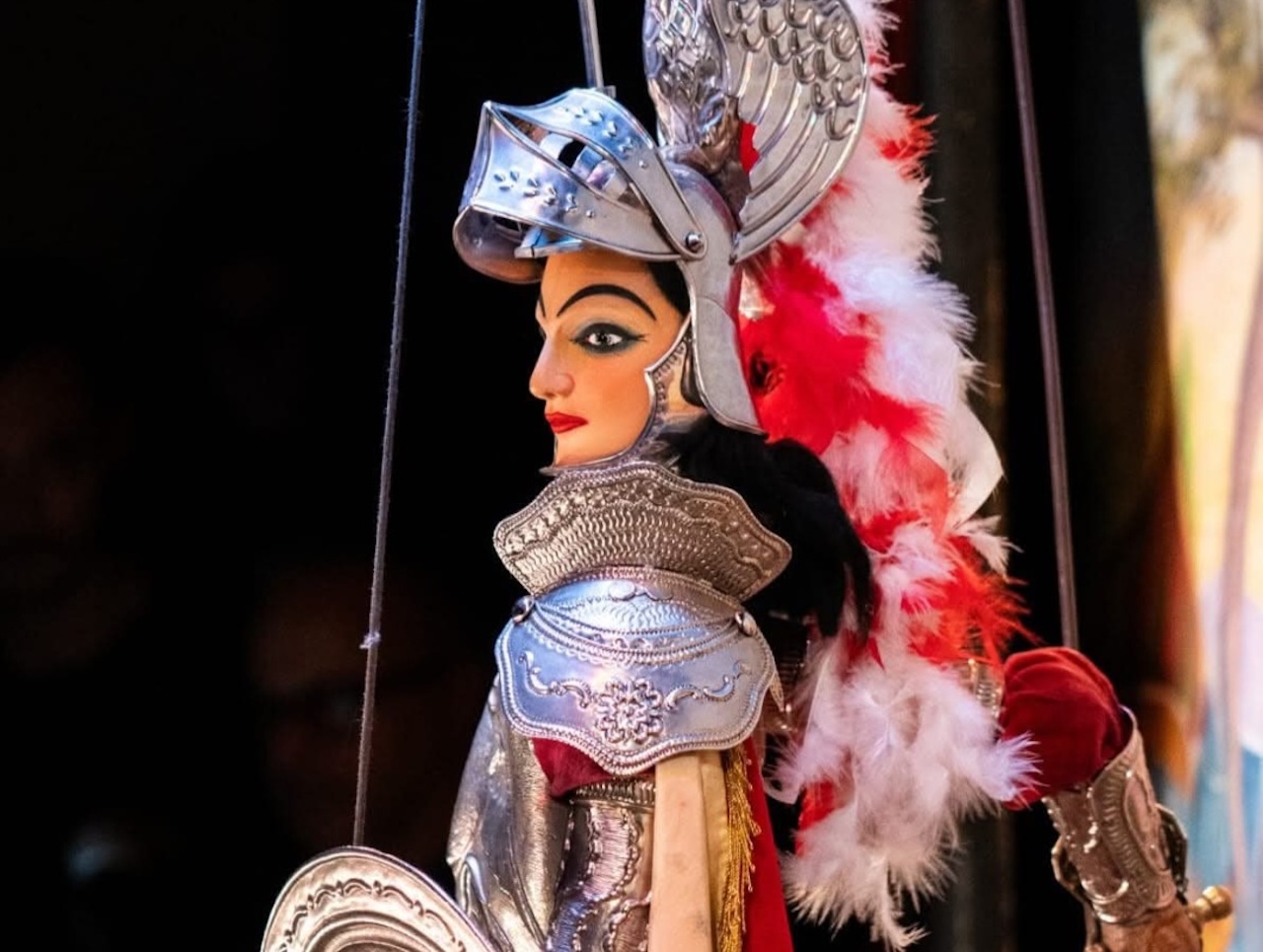 “Come Orlando acquistò le armi”: torna la magia dei pupi al Teatro Dusmet