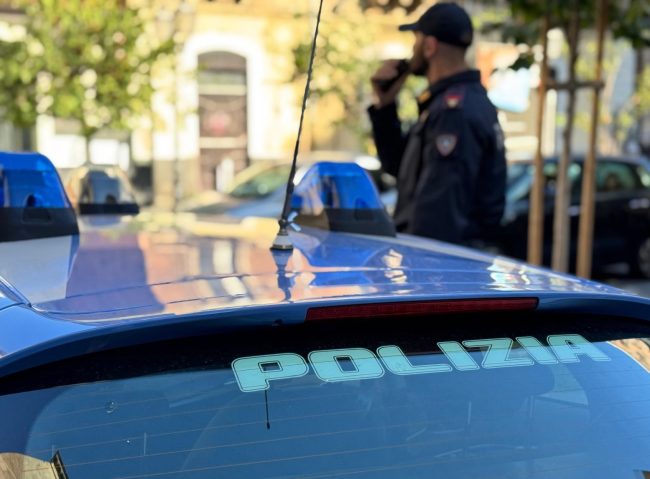Catania, getta una pistola durante l’inseguimento: arrestato pregiudicato messinese