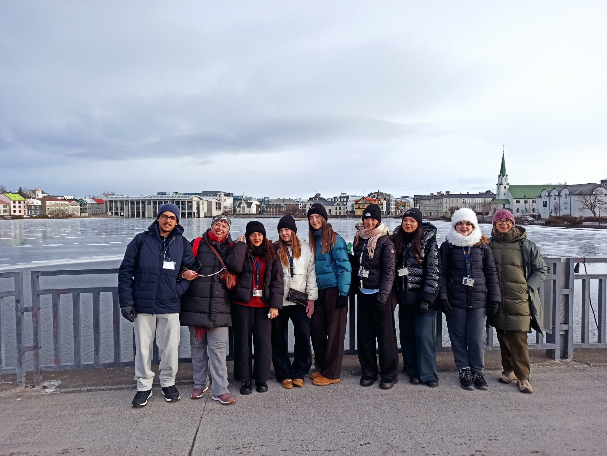 Sotto il cielo dell’aurora: sette studenti del “Lombardo Radice” di Catania alla conquista dell’Islanda con Erasmus Sotto il cielo dell’aurora: sette studenti del “Lombardo Radice” di Catania alla conquista dell’Islanda con Erasmus
