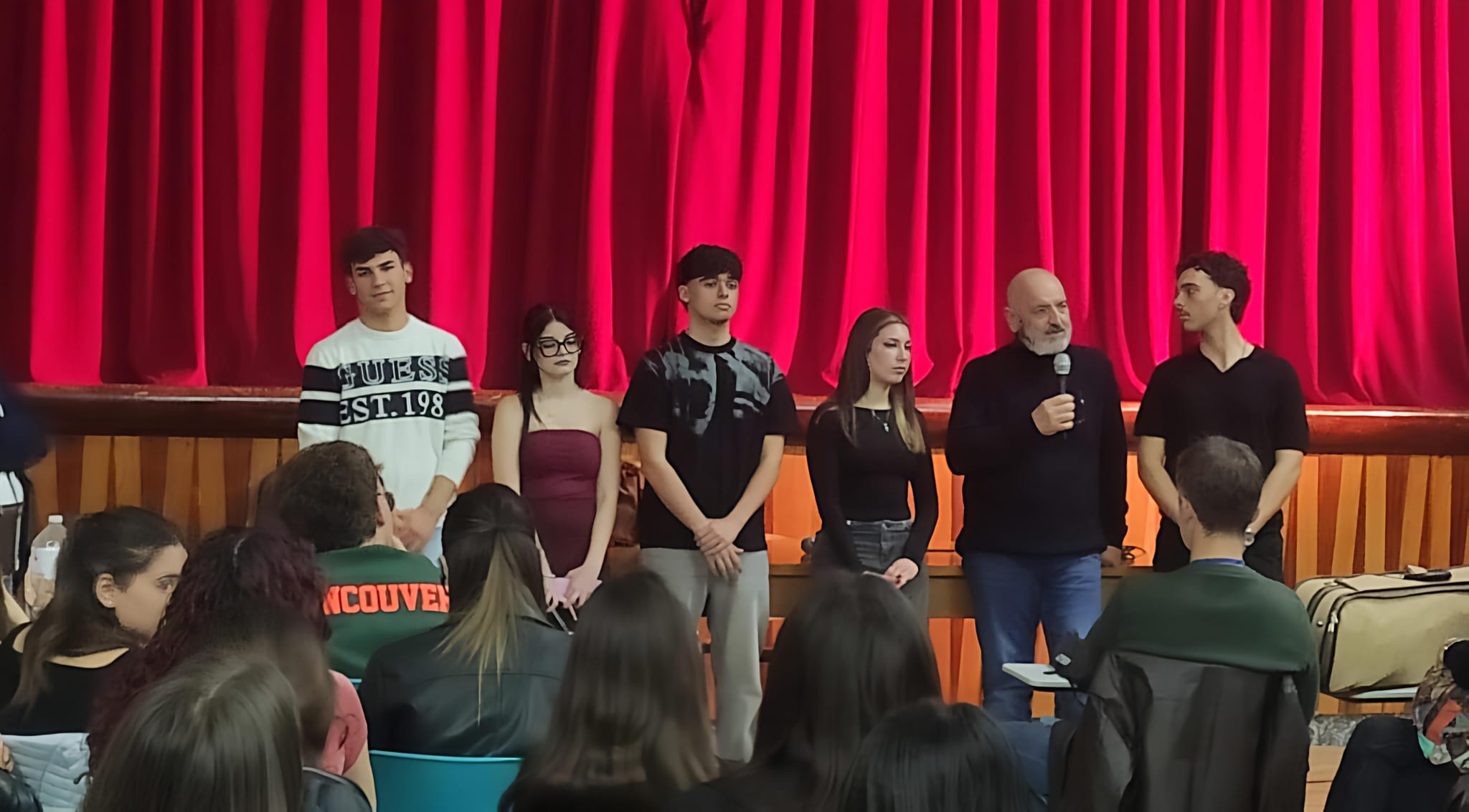 Scienza, musica e comunità: al Liceo “Regina Elena” di Acireale debutta la prima “Serata delle Scienze”