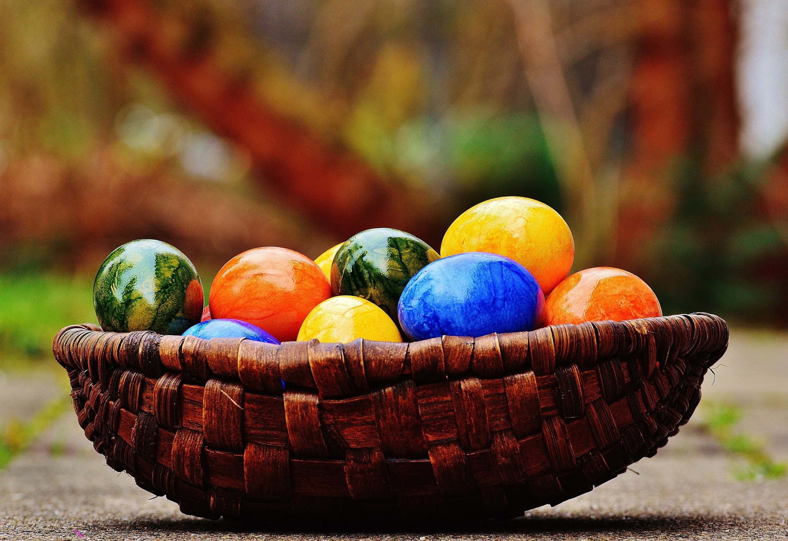 Pasqua tra tradizione e modernità: come cambia il modo di festeggiare Pasqua tra tradizione e modernità: come cambia il modo di festeggiare