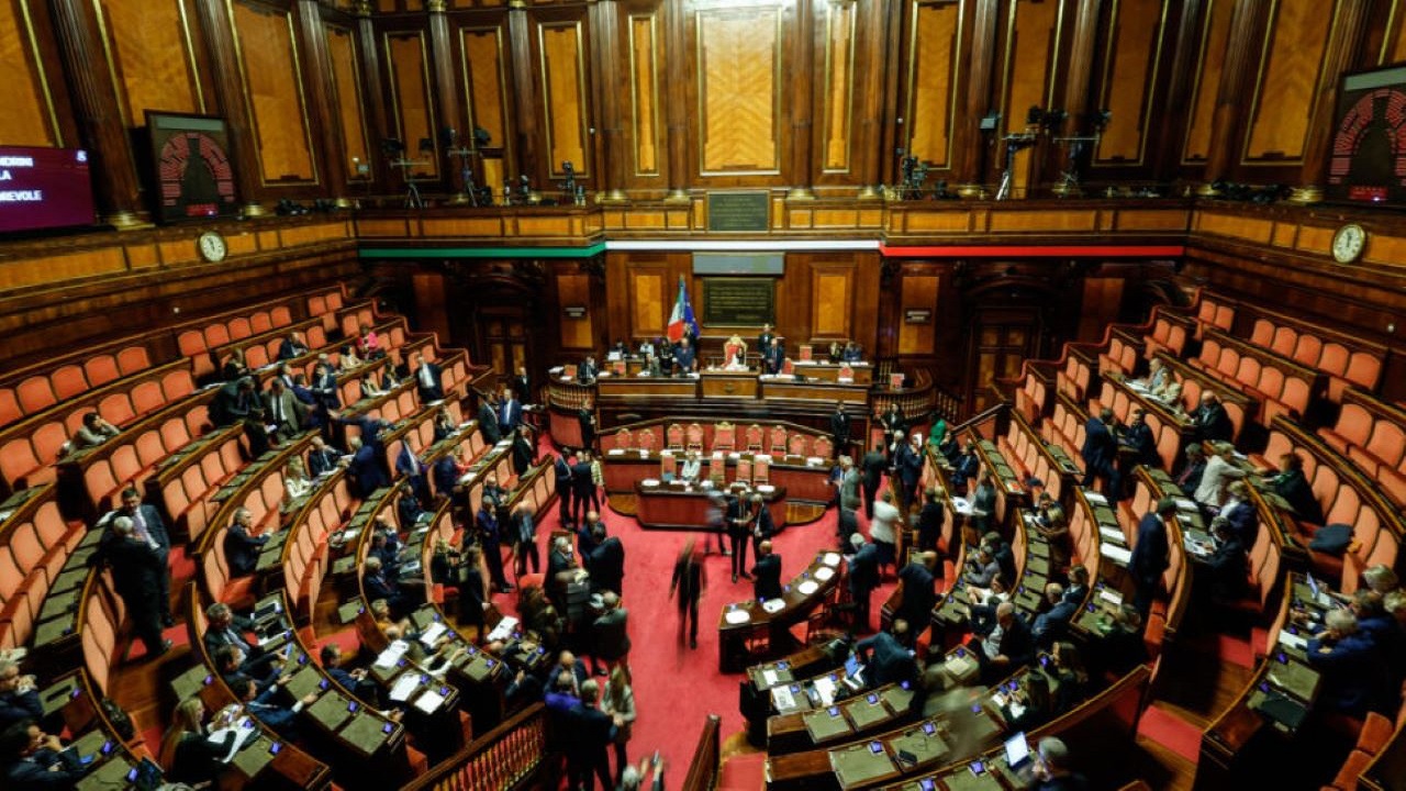 Ciclone Harry, la Camera approva la deroga sul Durc per gli aiuti