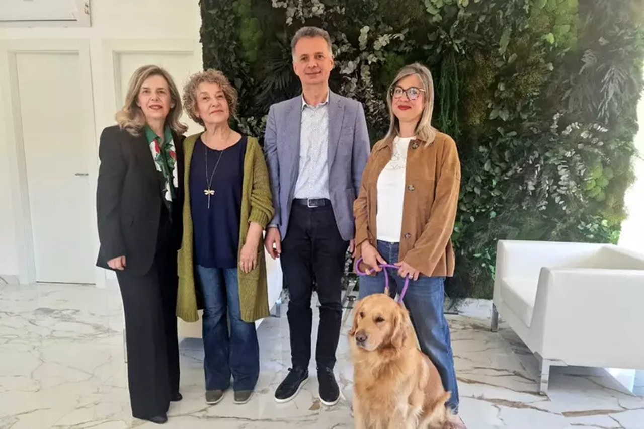 Enna, in pediatria arrivano Margot e Lucky: i cani in corsia per aiutare i piccoli pazienti