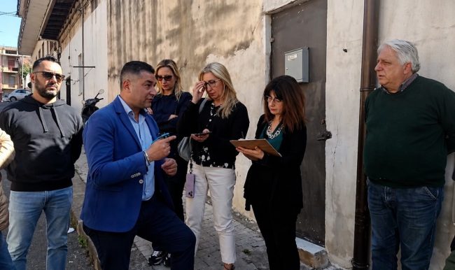 Barriera di Catania, nuovo sopralluogo del II Municipio per il muro pericolante di via Jacopo Lo Verde