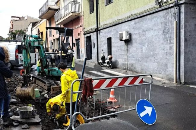 Sospesa l’erogazione idrica nella zona est di Catania