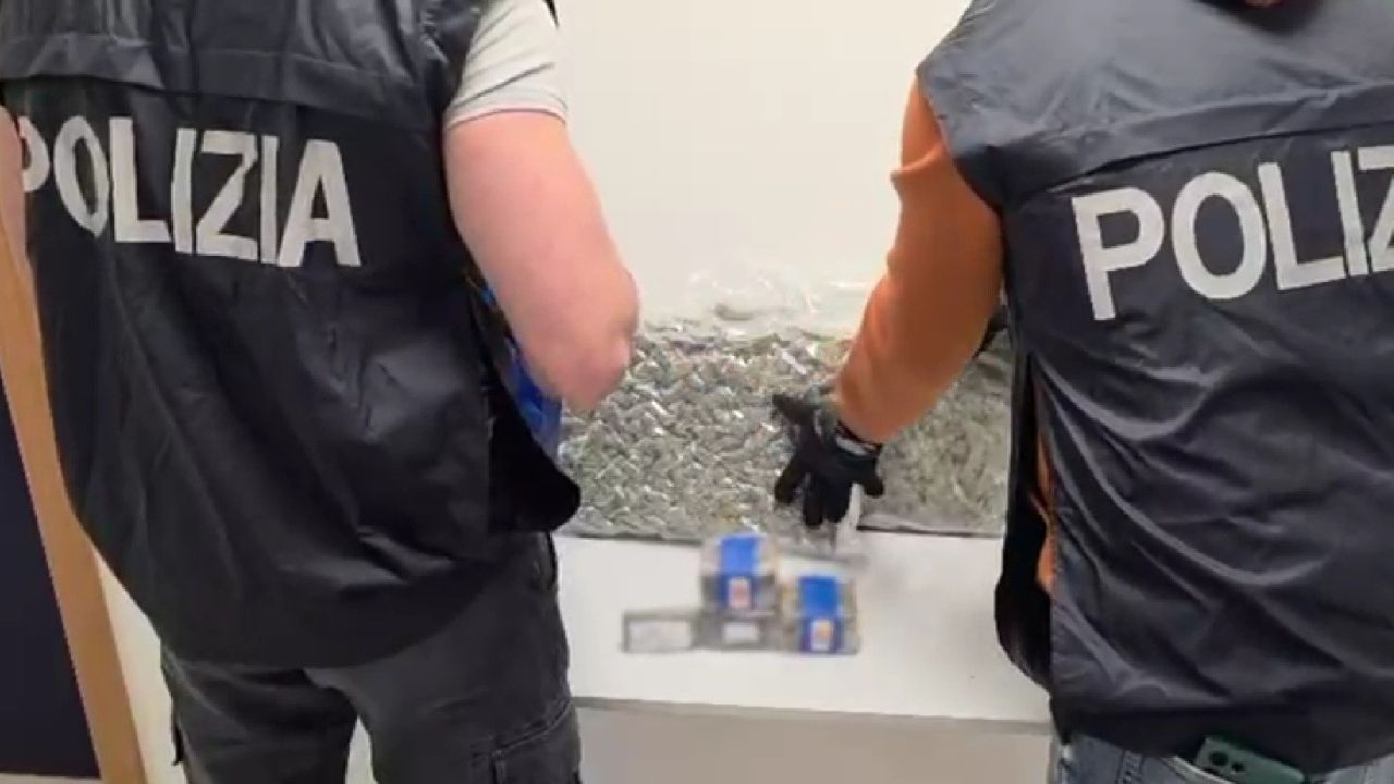 Mascali, corrieri della droga beccati con oltre 5 chili di stupefacenti